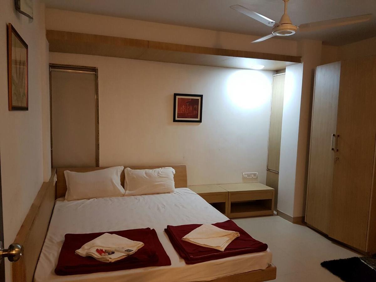 Cherilyn Monta Resort - Ratnagiri Vatul Kültér fotó