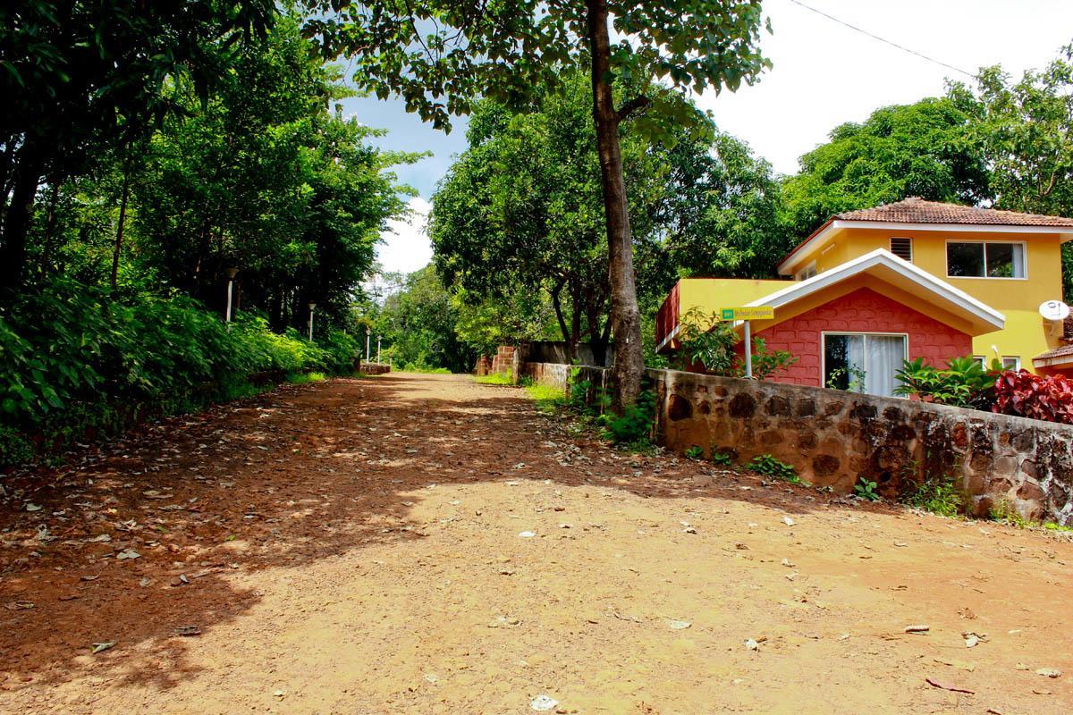 Cherilyn Monta Resort - Ratnagiri Vatul Kültér fotó