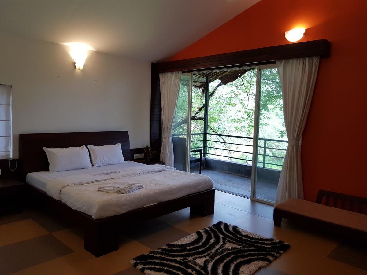 Cherilyn Monta Resort - Ratnagiri Vatul Kültér fotó